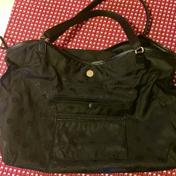 EUC Black Nylon Tory Burch Slouchy Tote - Picture 3 of 12